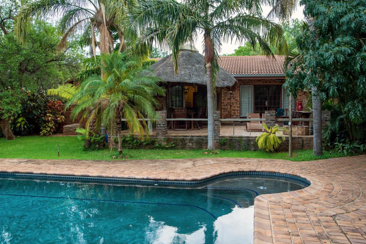 Tamboti House Hotel Malalane Exterior photo